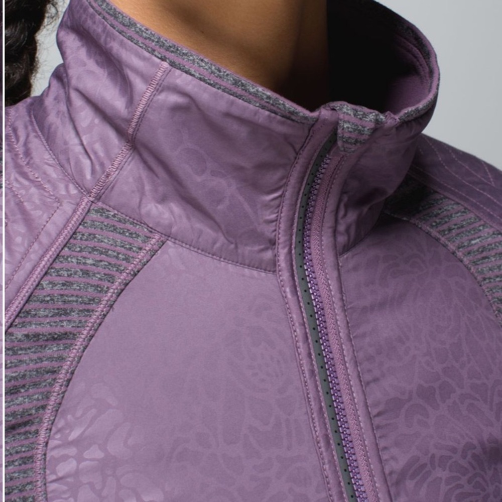 lululemon athletica Rebel Runner jacket Women's Lavender suze8 - Picture 9 of 16